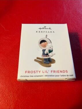 Hallmark 2020 miniature ornament Frosty Lil friends.